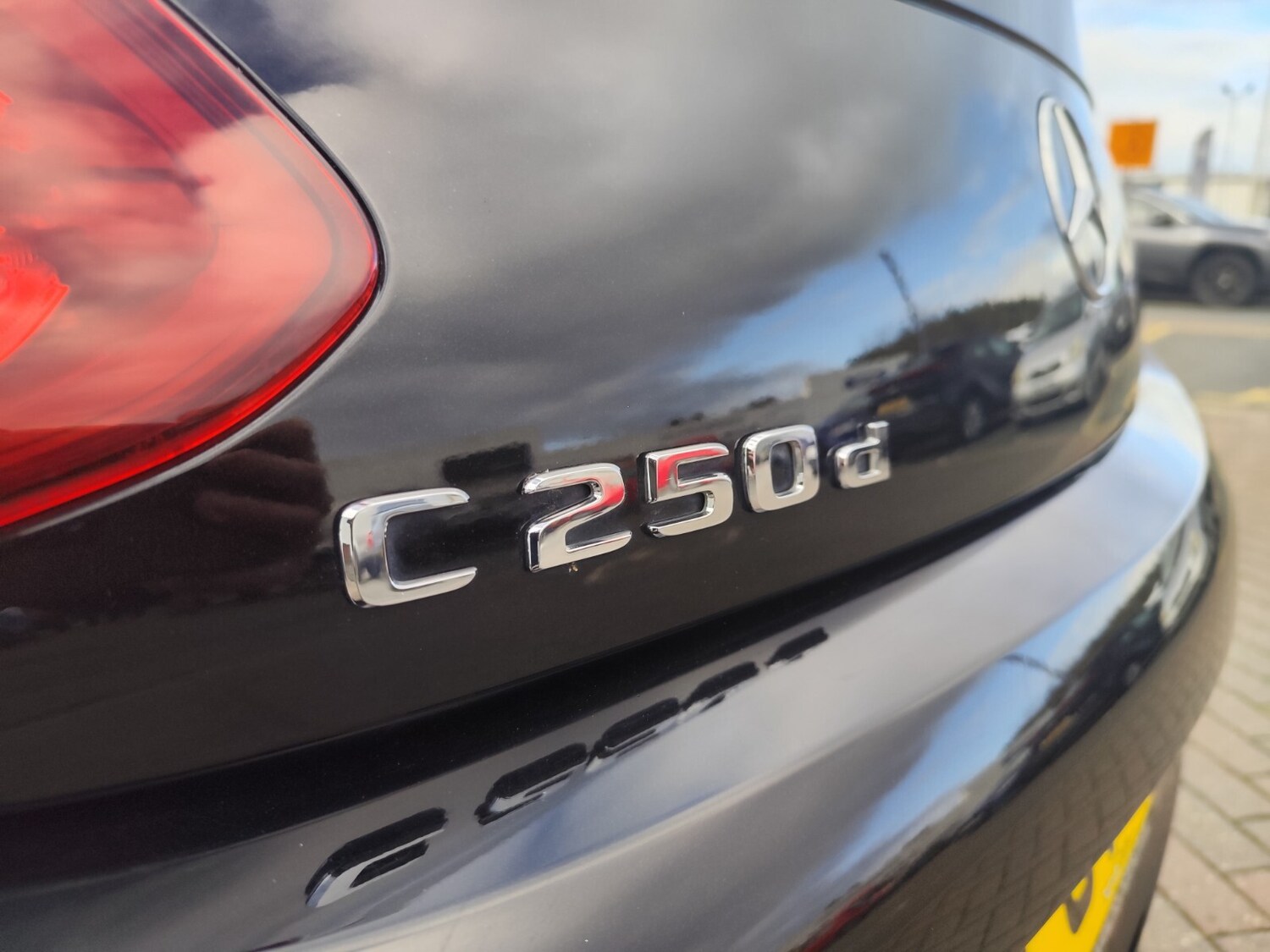 Used Mercedes-Benz C Class 2017 for sale - 76589908: Photo 42