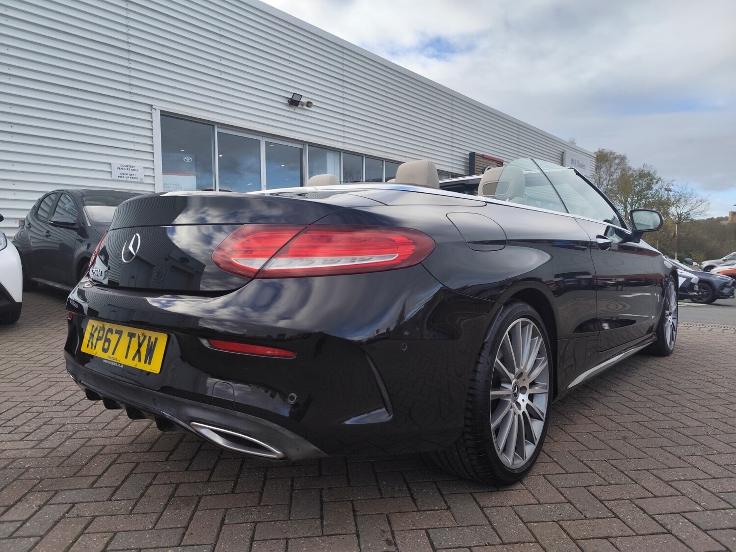 Used Mercedes-Benz C Class 2017 for sale - 76589908: Photo 43