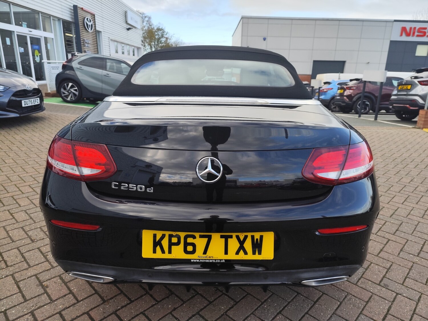 Used Mercedes-Benz C Class 2017 for sale - 76589908: Photo 5