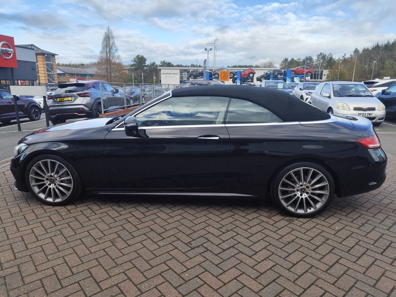 Used Mercedes-Benz C Class 2017 for sale - 76589908: Photo 8