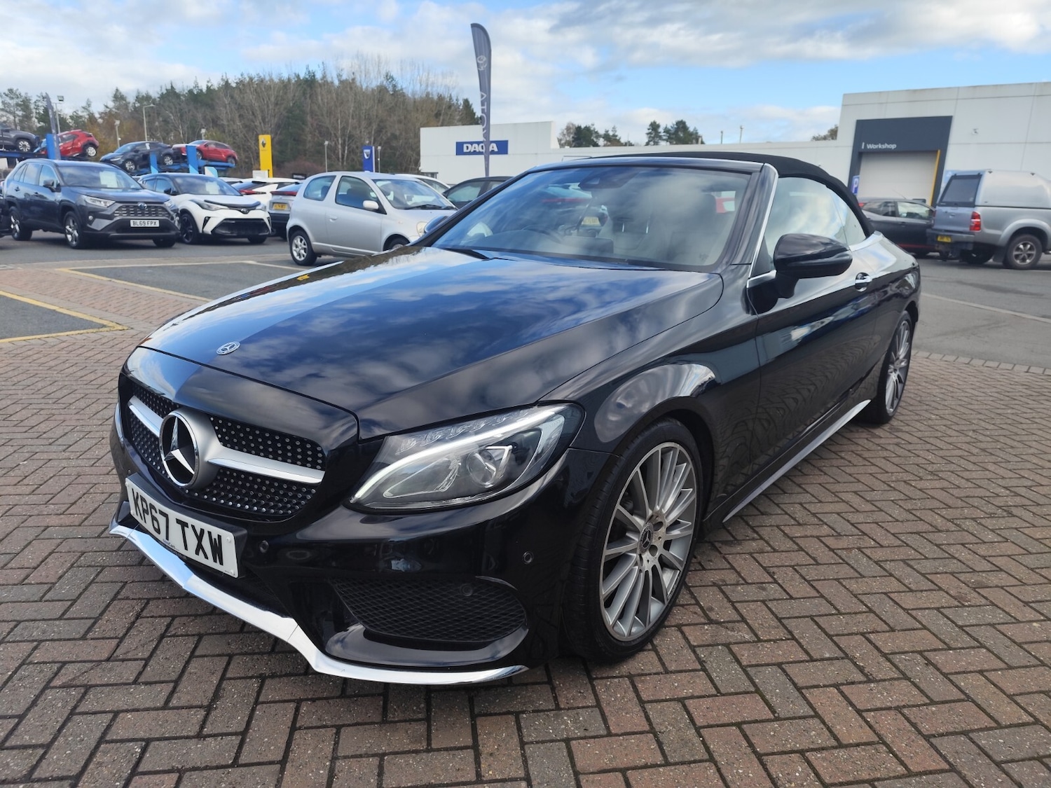 Used Mercedes-Benz C Class 2017 for sale - 76589908: Photo 9