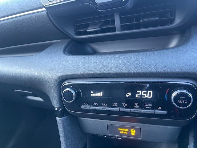 Used Toyota Yaris 2024 for sale - 76415278: Photo 20