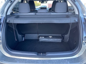 Used Toyota Yaris 2024 for sale - 76415278: Photo