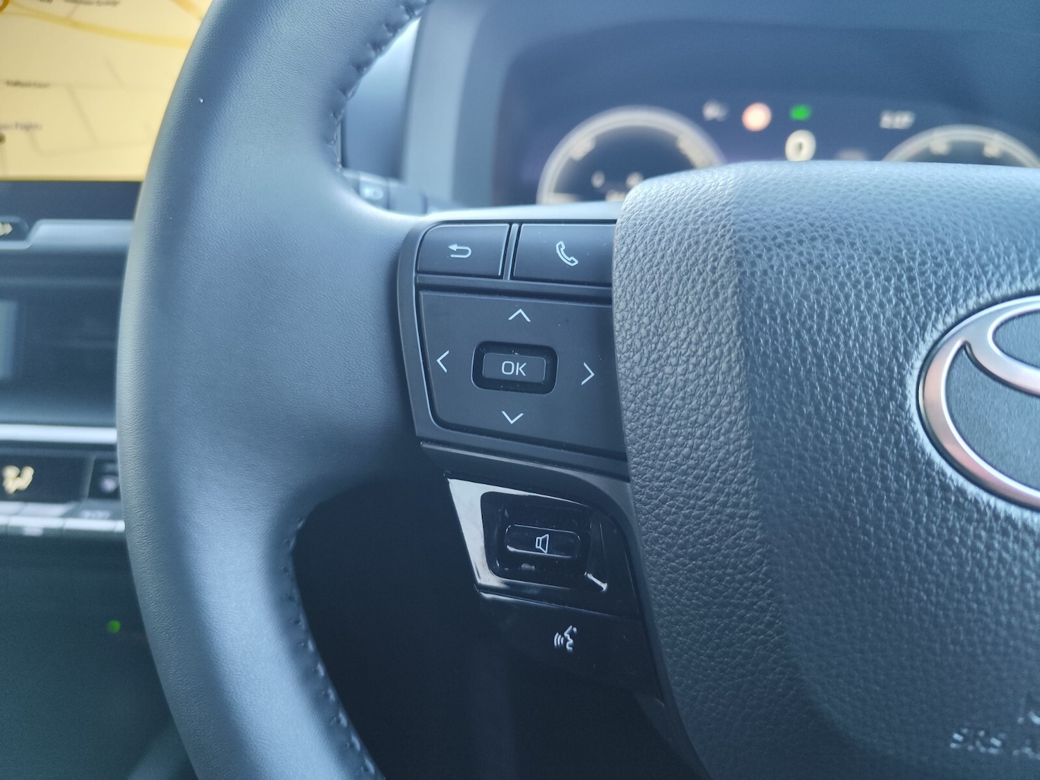 Used Toyota C-HR 2024 for sale - 76894627: Photo 20