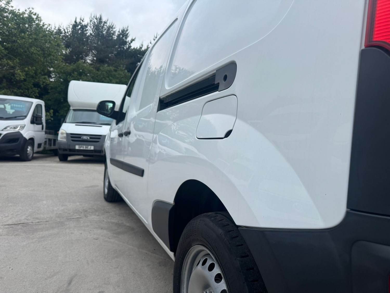 Used Renault Kangoo 2019 for sale - 77003584: Photo 2