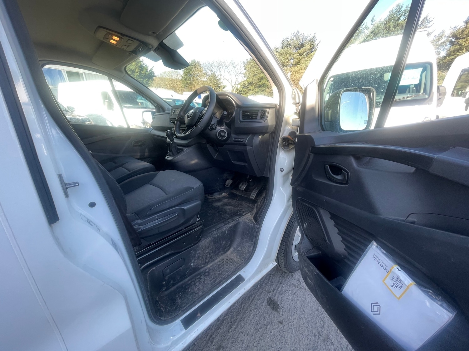 Used Renault Trafic 2022 for sale - 78107176: Photo 14