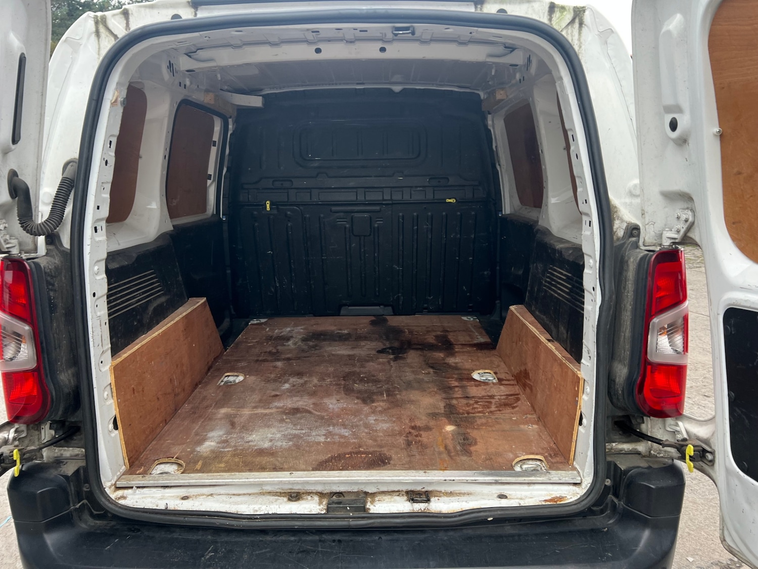 Used Citroen Berlingo 2020 for sale - 76492232: Photo 9