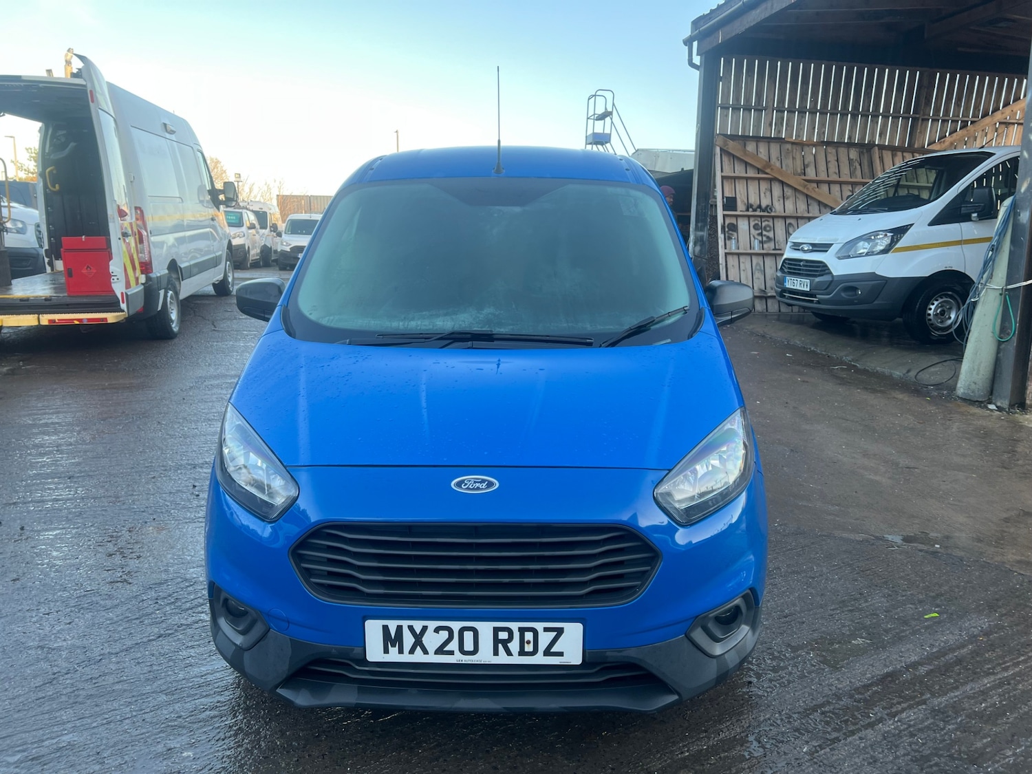 Used Ford Transit Courier 2020 for sale - 77347637: Photo 17