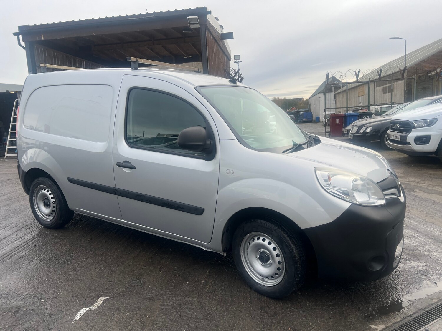 Used Renault Kangoo 2015 for sale - 76581164: Photo 5