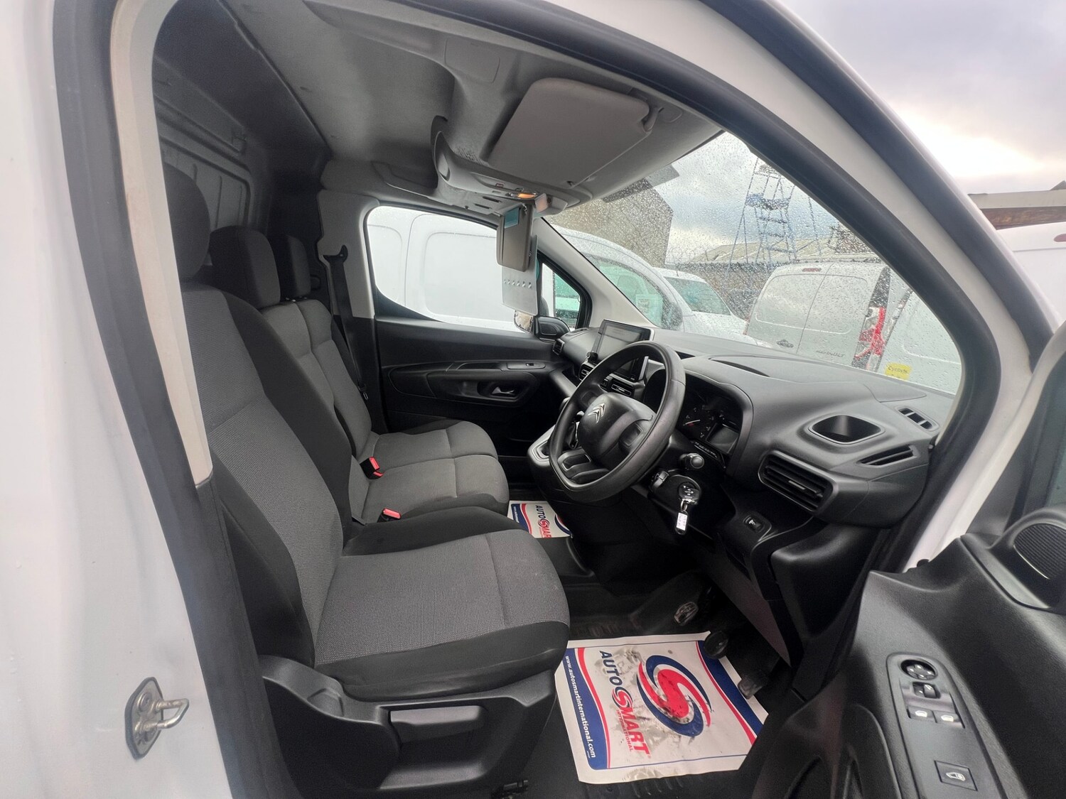 Used Citroen Berlingo 2019 for sale - 76555554: Photo 2