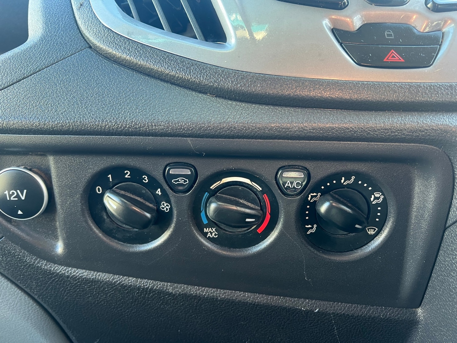 Used Ford Transit 2018 for sale - 78038635: Photo 10