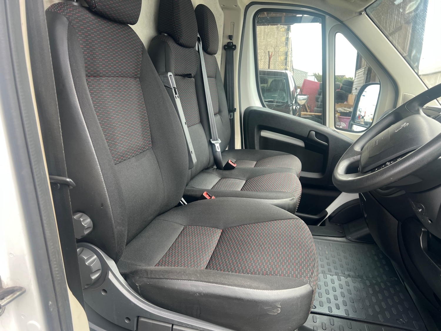 Used Peugeot Boxer 2021 for sale - 76882854: Photo 2