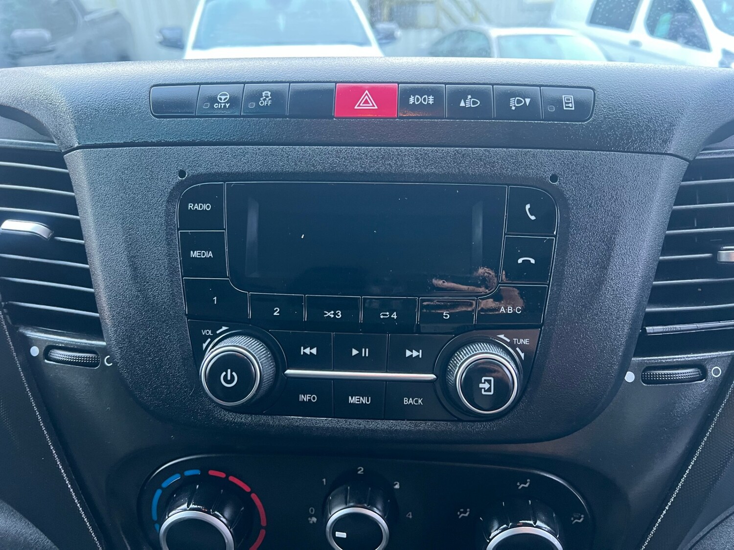 Used Iveco Daily 2023 for sale - 77529442: Photo 3