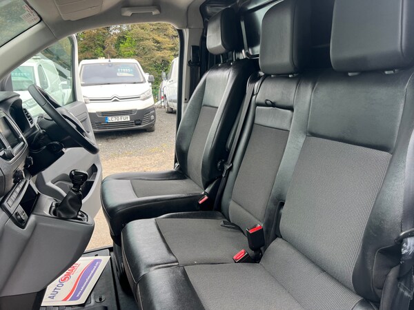 Used Vauxhall Vivaro 2022 for sale - 76208656: Photo 18