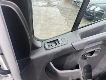 Used Nissan Interstar 2022 for sale - 76416195: Photo