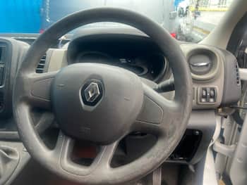 Used Renault Trafic 2017 for sale - 79849461: Photo