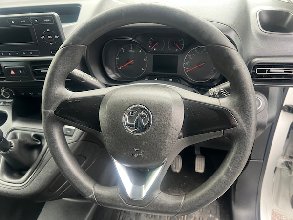 Used Vauxhall Combo 2019 for sale - 76276079: Photo 3