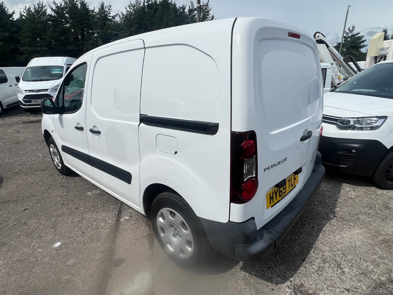 Used Peugeot Partner 2019 for sale - 76491058: Photo 16