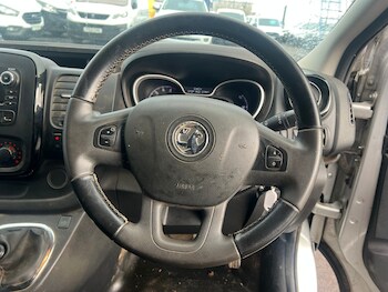 Used Vauxhall Vivaro 2017 for sale - 78315112: Photo