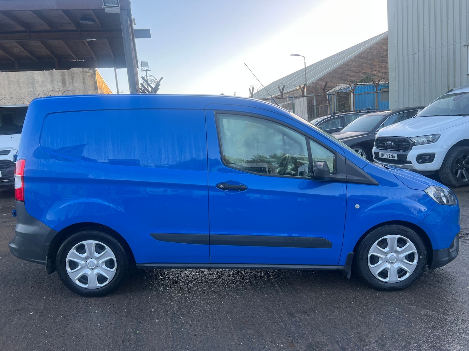 Used Ford Transit Courier 2020 for sale - 77068886: Photo 4