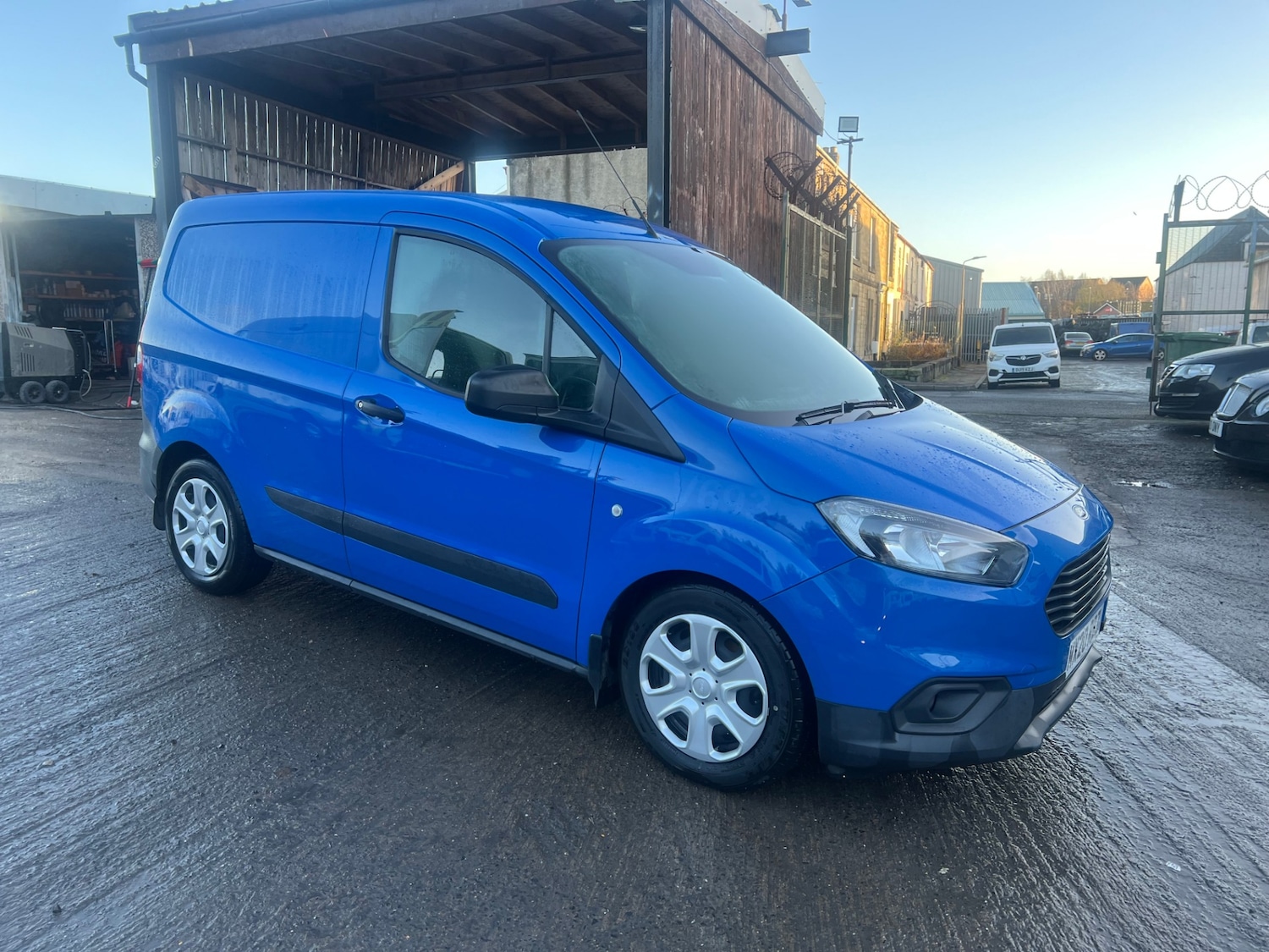 Used Ford Transit Courier 2020 for sale - 77917519: Photo 5