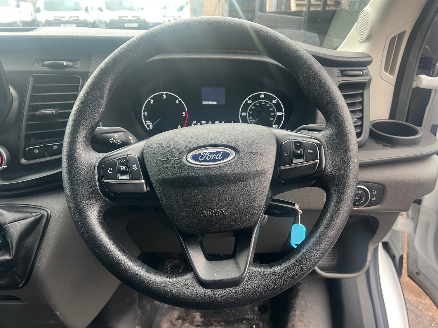 Used Ford Transit 2022 for sale - 77917617: Photo 2