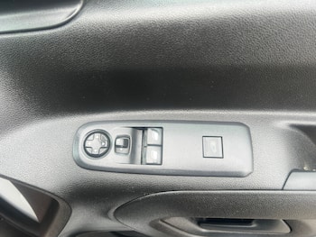 Used Citroen Berlingo 2023 for sale - 79849325: Photo