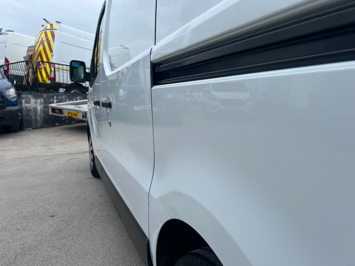 Used Renault Trafic 2021 for sale - 76415390: Photo 2