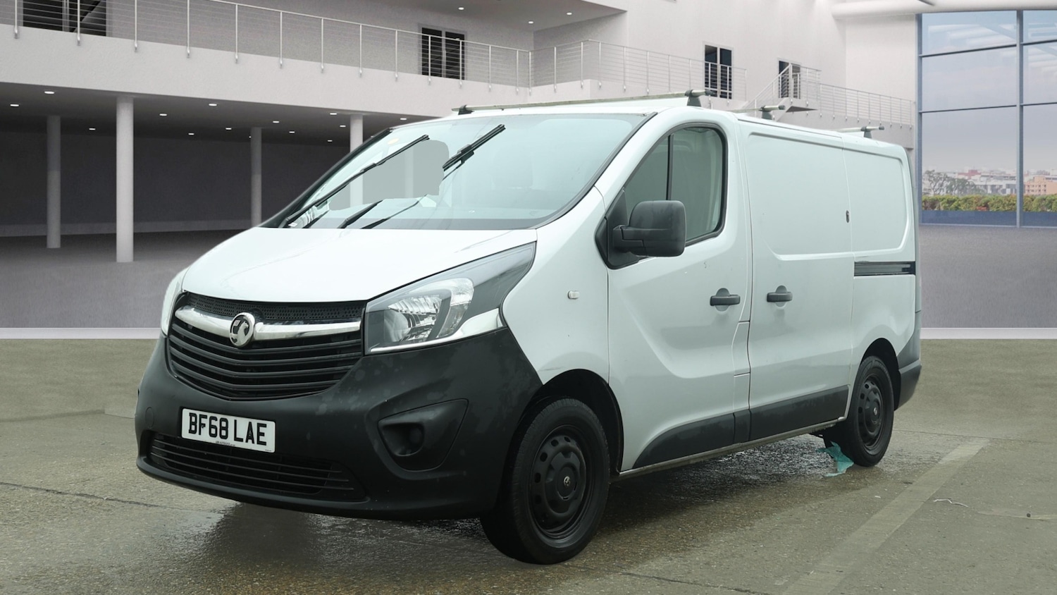 Used Vauxhall Vivaro 2018 for sale - 77661851: Photo 2