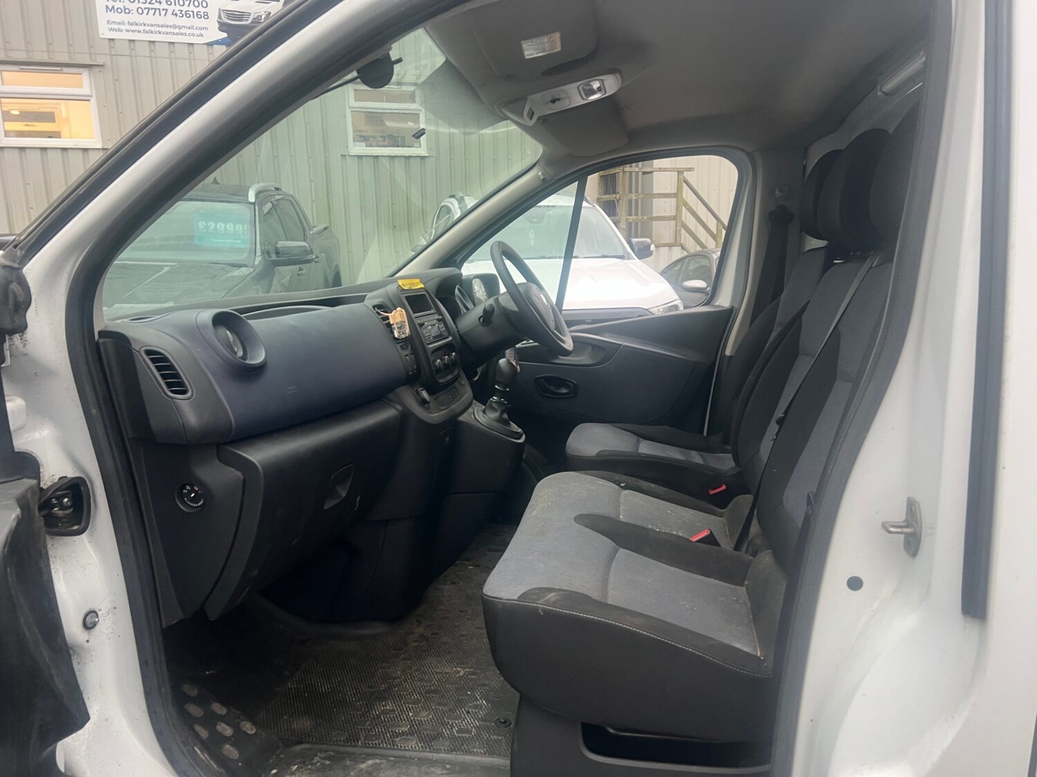 Used Vauxhall Vivaro 2017 for sale - 77616053: Photo 8