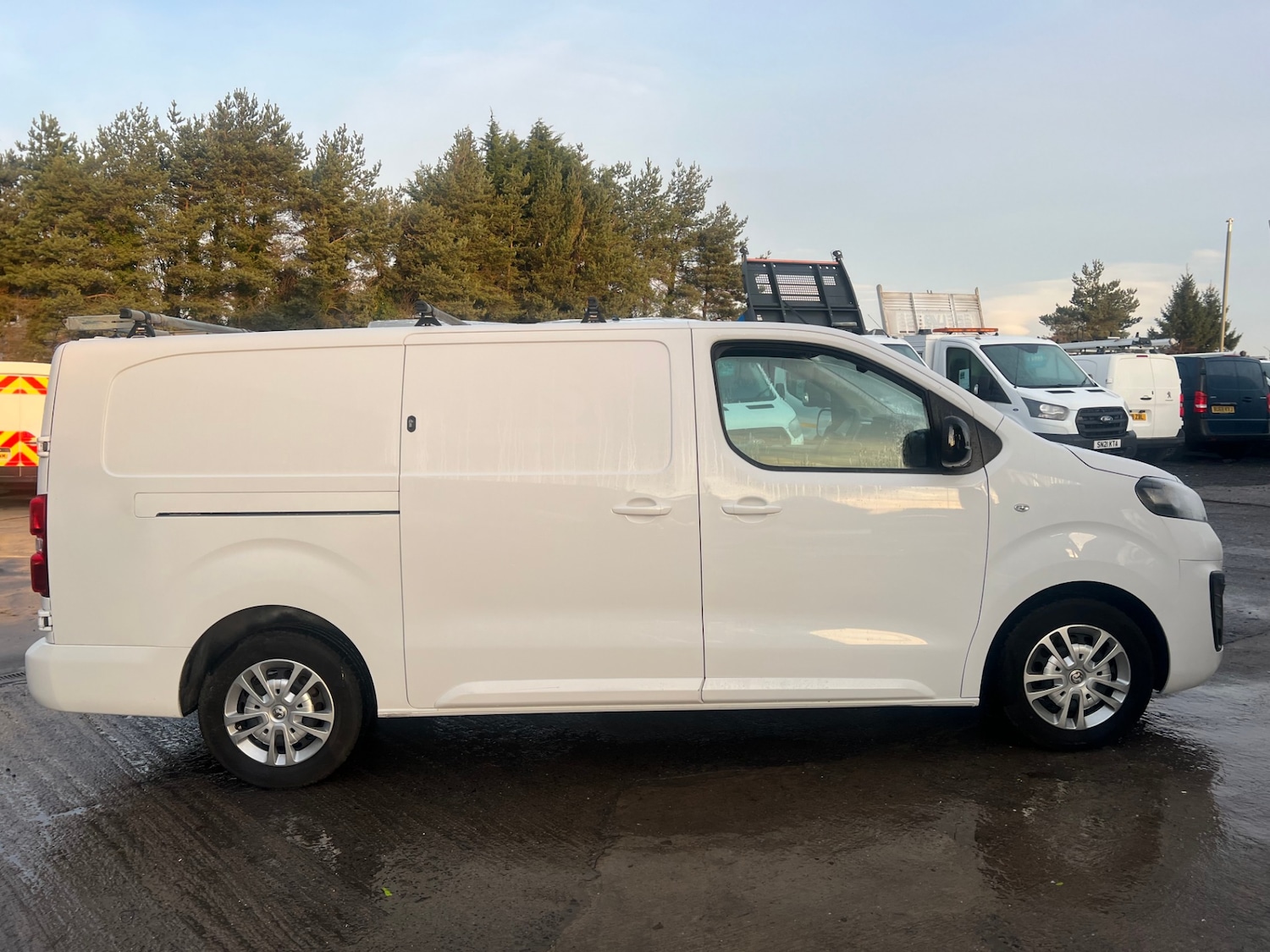 Used Vauxhall Vivaro 2022 for sale - 77137903: Photo 3