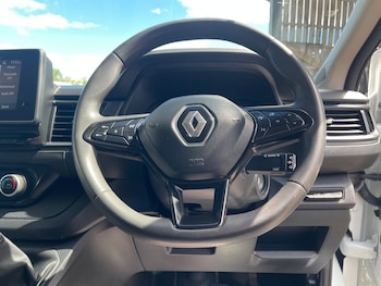Used Renault Trafic 2023 for sale - 79560096: Photo