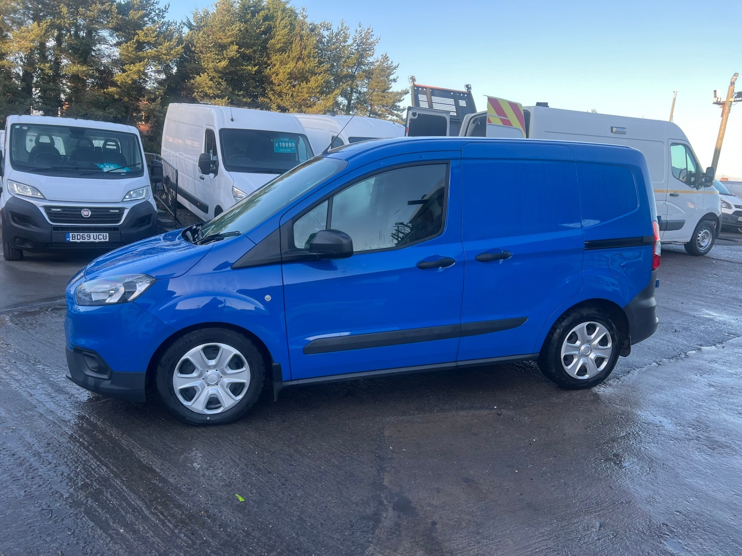 Used Ford Transit Courier 2020 for sale - 76884623: Photo 19