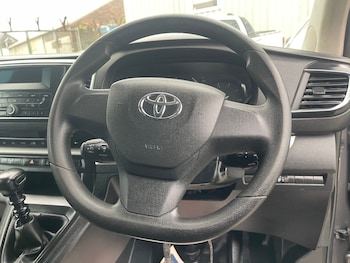 Used Toyota PROACE CITY Verso 2020 for sale - 79522623: Photo