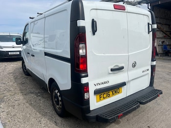 Used Vauxhall Vivaro 2016 for sale - 75649926: Photo