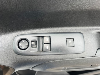 Used Vauxhall Combo 2022 for sale - 79559930: Photo