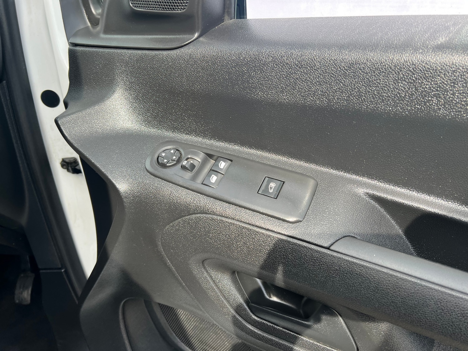 Used Vauxhall Combo 2020 for sale - 76491038: Photo 3