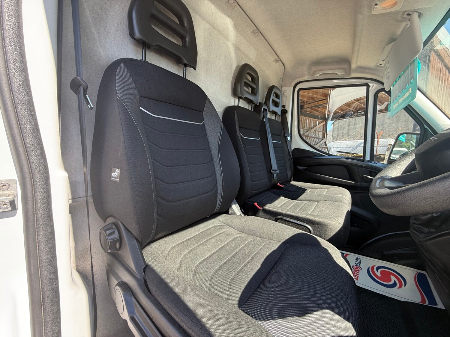 Used Iveco Daily 2023 for sale - 76692632: Photo 5