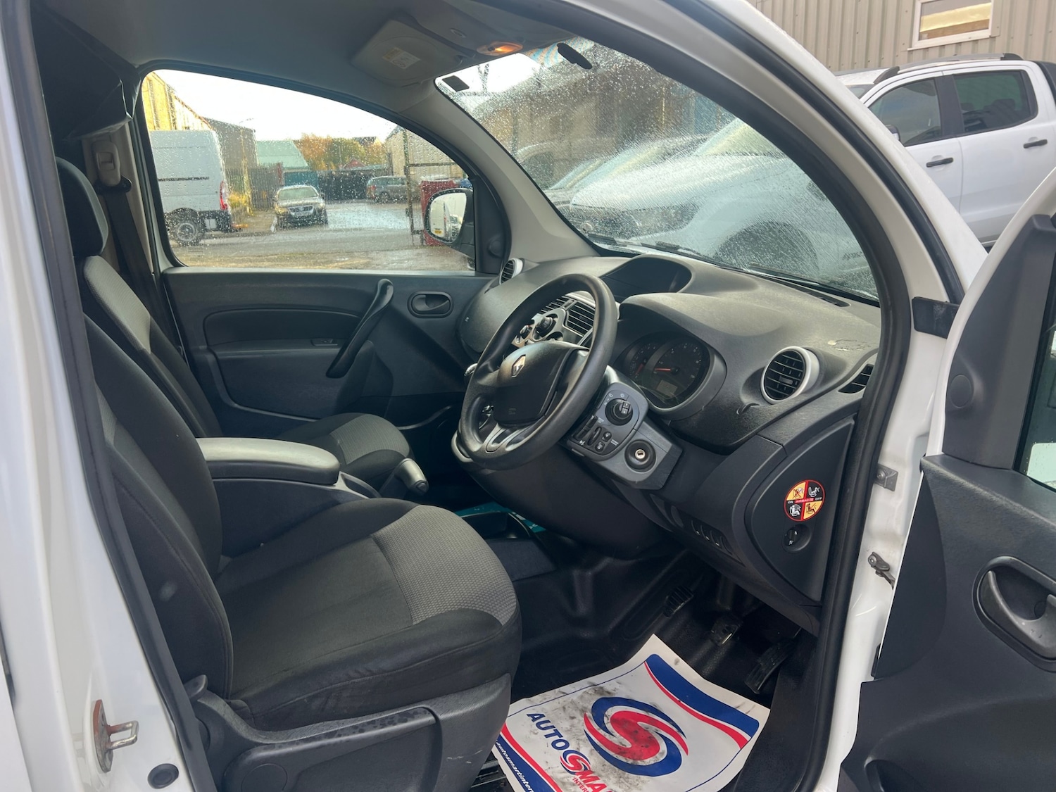 Used Renault Kangoo 2019 for sale - 77660819: Photo 2