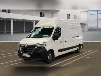 Renault Master feature image