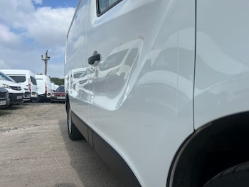 Used Renault Trafic 2022 for sale - 75649736: Photo