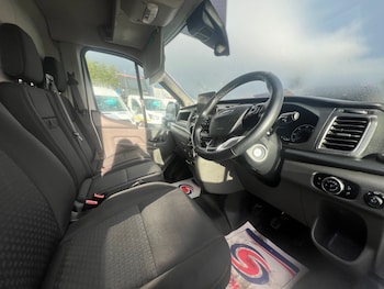 Used Ford Transit 2022 for sale - 76882876: Photo