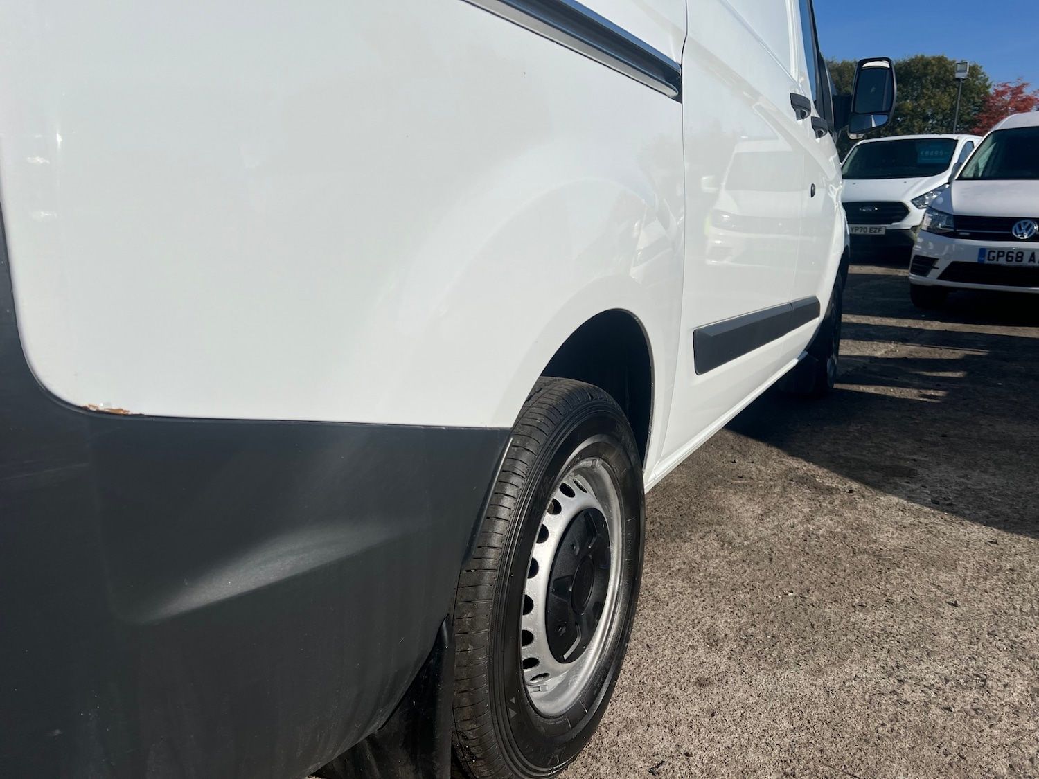 Used Ford Transit Custom 2016 for sale - 76415729: Photo 2