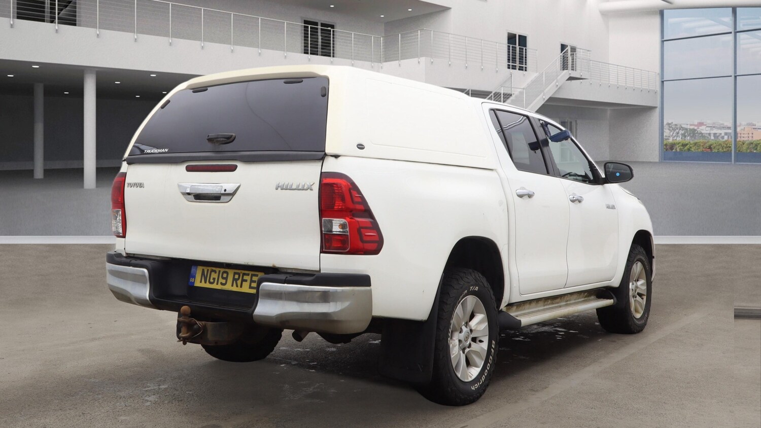 Used Toyota Hilux 2019 for sale - 78038673: Photo 4