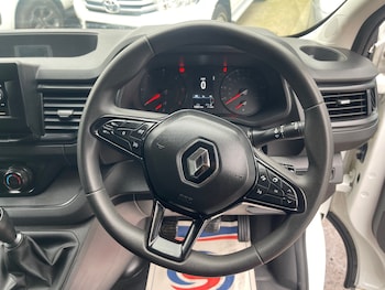 Used Renault Trafic 2022 for sale - 78422765: Photo