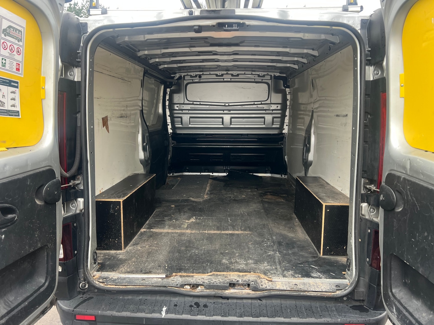 Used Vauxhall Vivaro 2018 for sale - 76884393: Photo 3