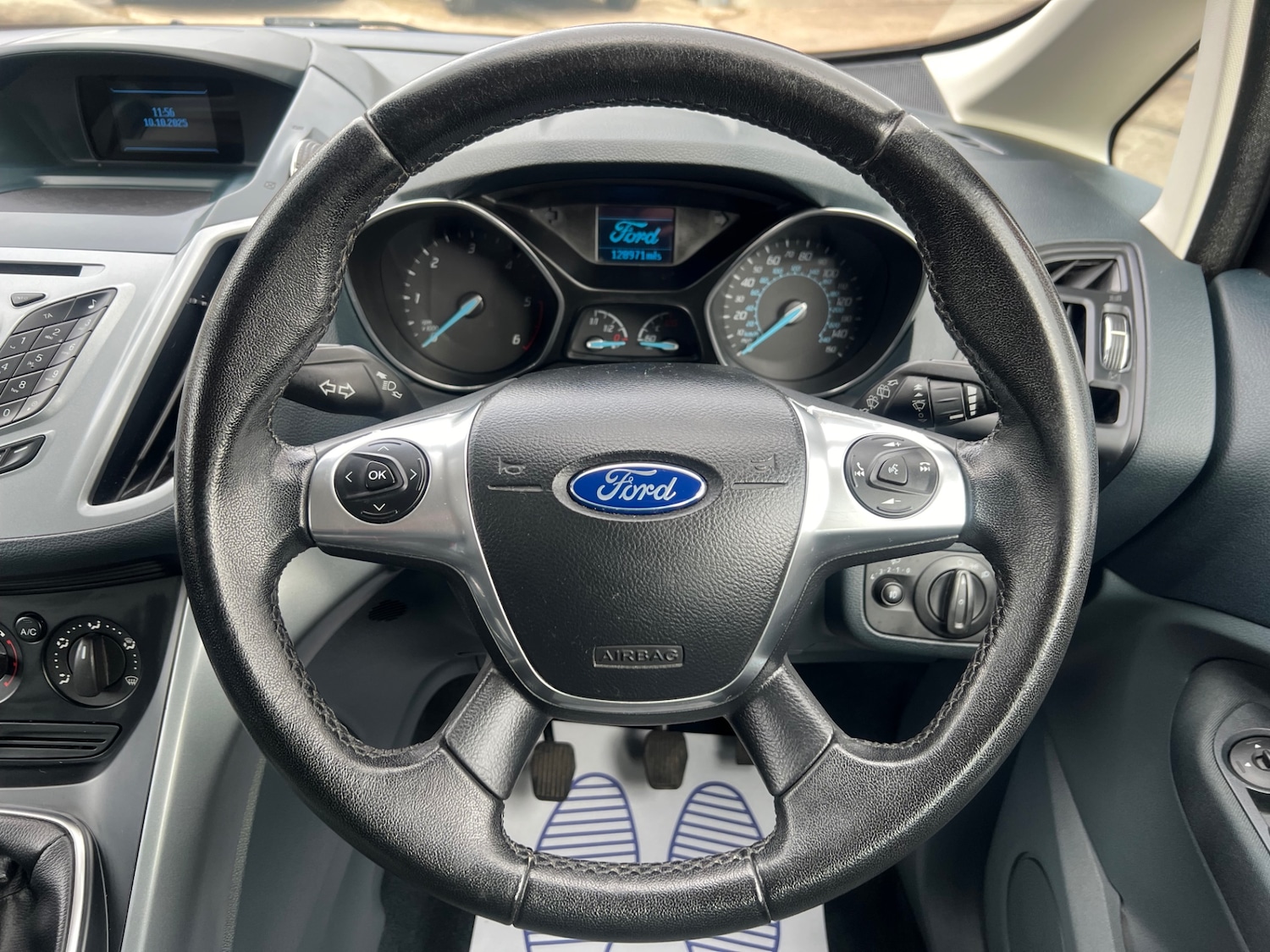 Used Ford C-Max 2013 for sale - 76316542: Photo 25