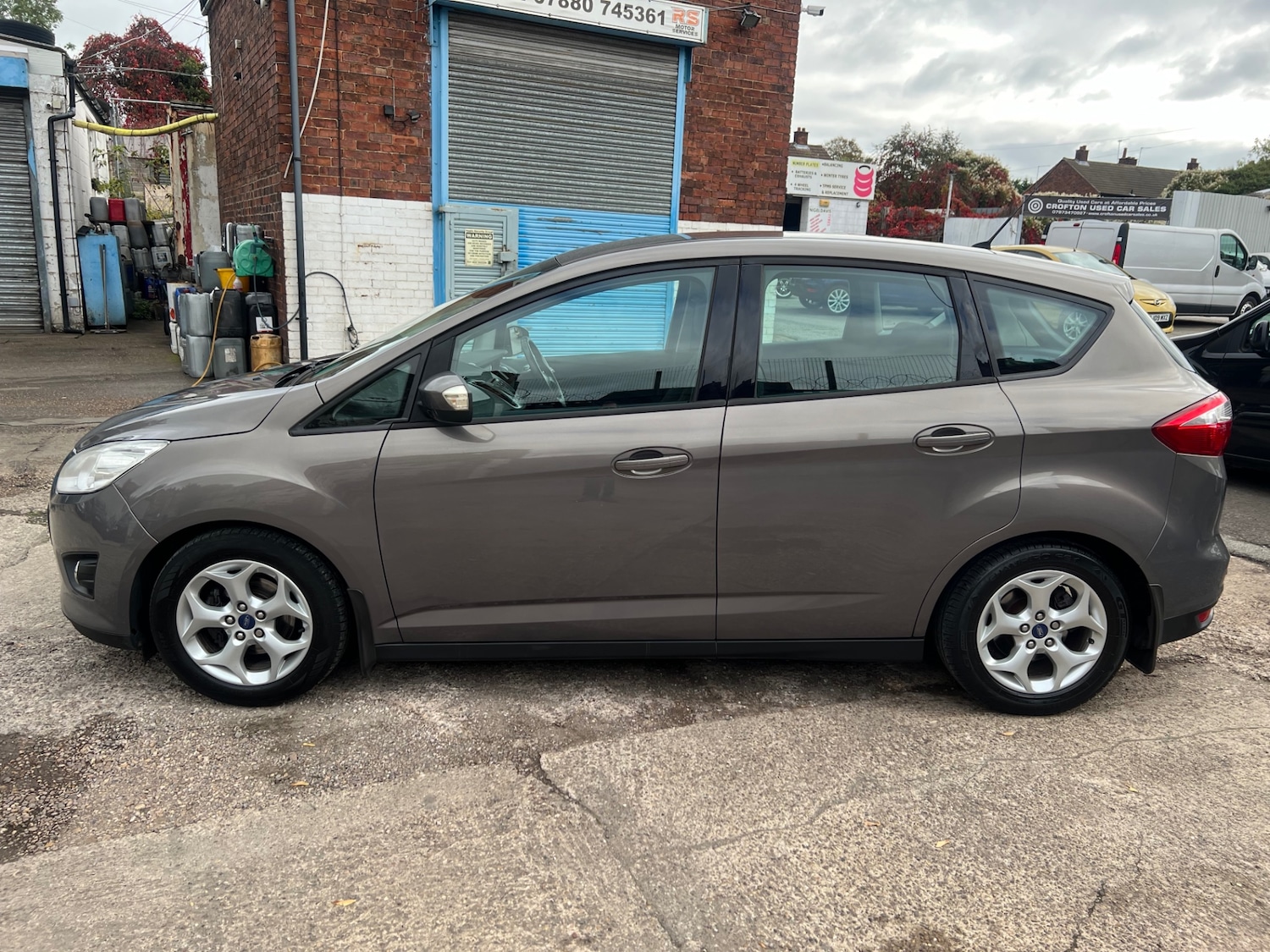 Used Ford C-Max 2013 for sale - 76316542: Photo 6