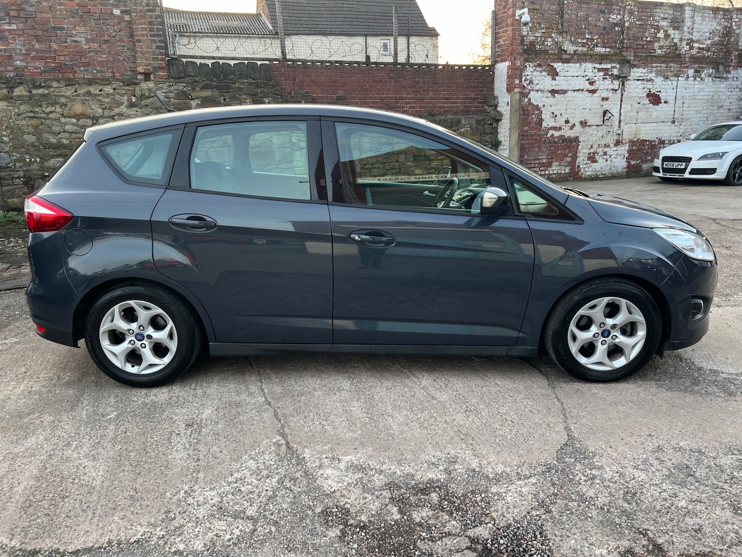 Used Ford C-Max 2012 for sale - 78061522: Photo 12