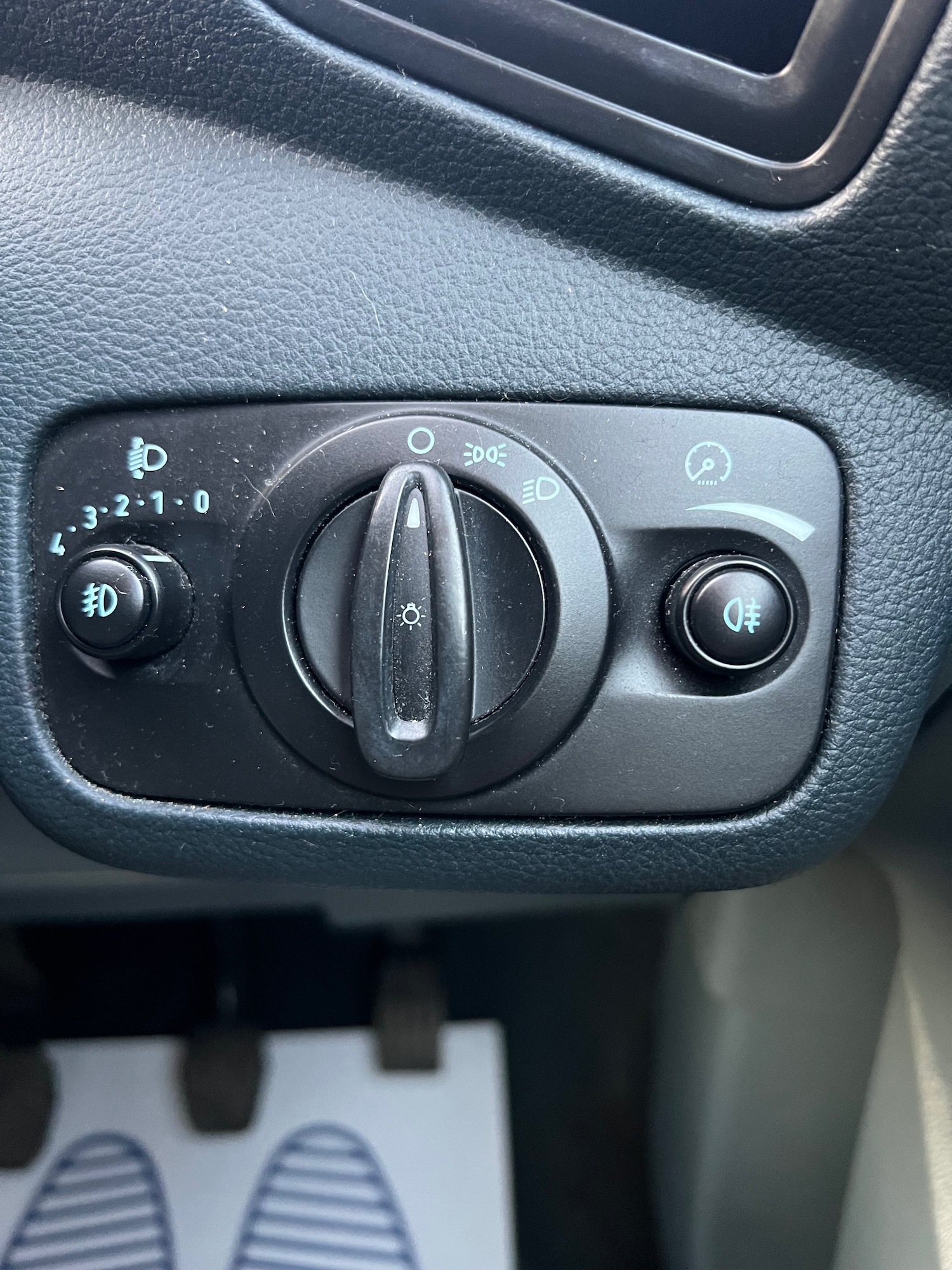 Used Ford C-Max 2012 for sale - 78061522: Photo 27